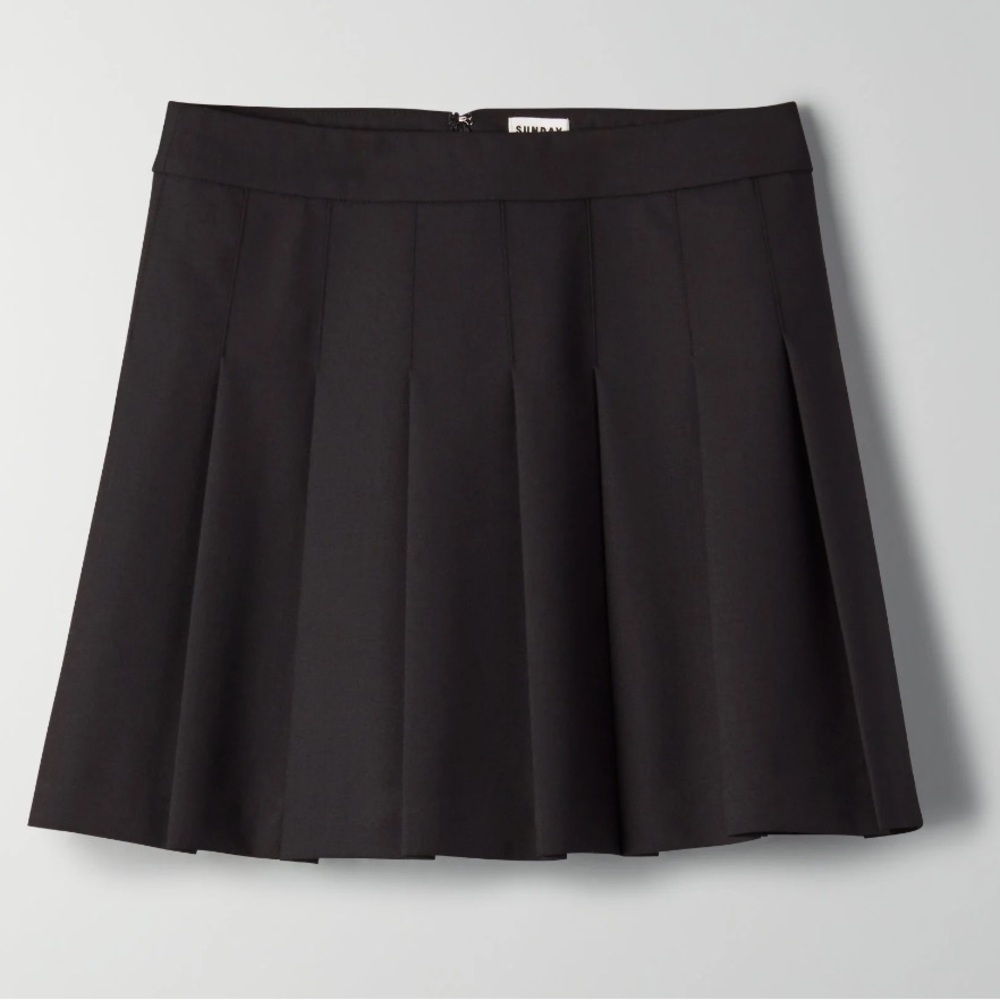 Sunday Best Olive Pleated Mini Skirt in Black 15”
